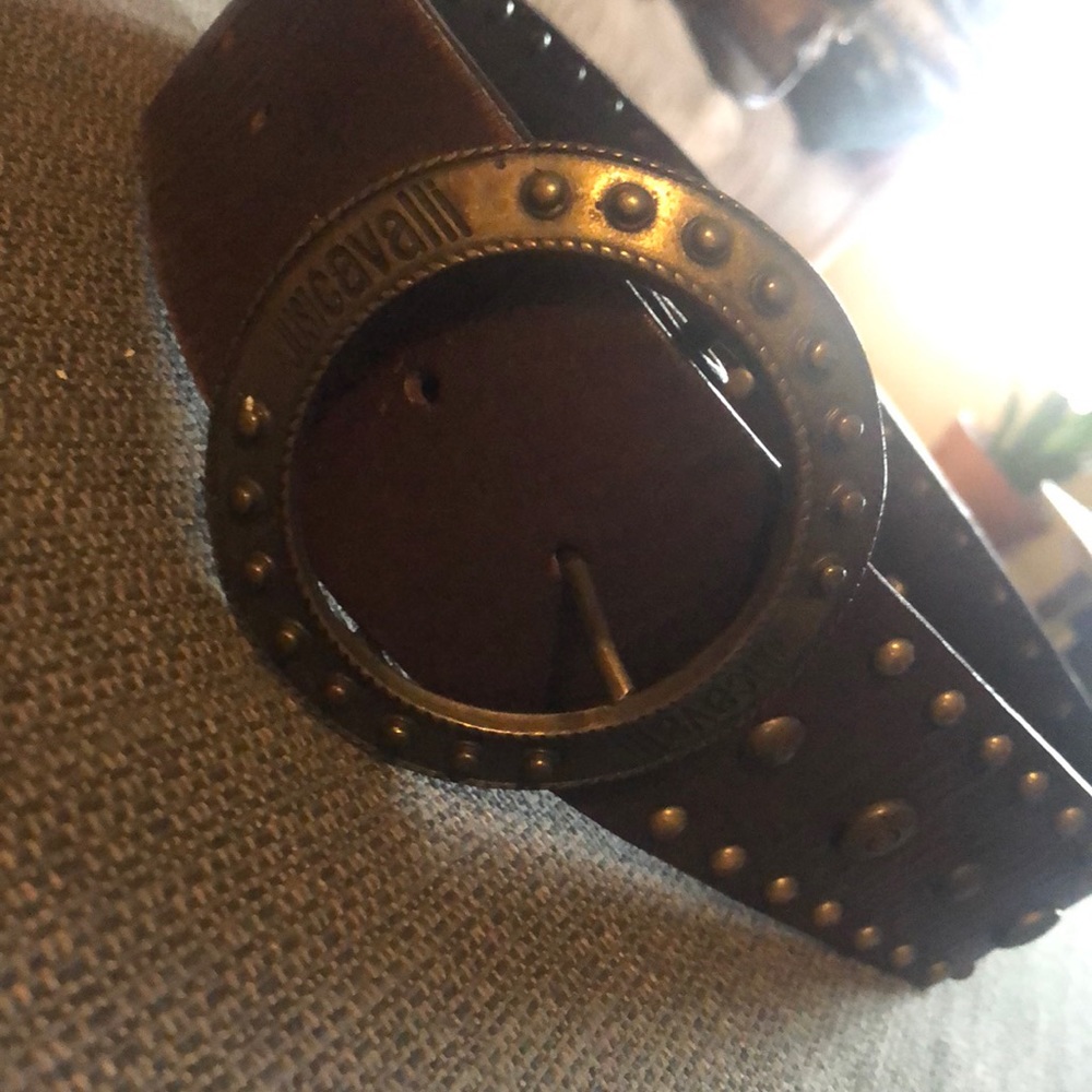 Brand new belt . Wear sizes 2,4,6.No tags